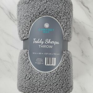 Comfort Bay Charcoal Teddy Sherpa Blanket